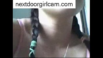 Brunette tape facing cam removes on webcam entertaining through dildo